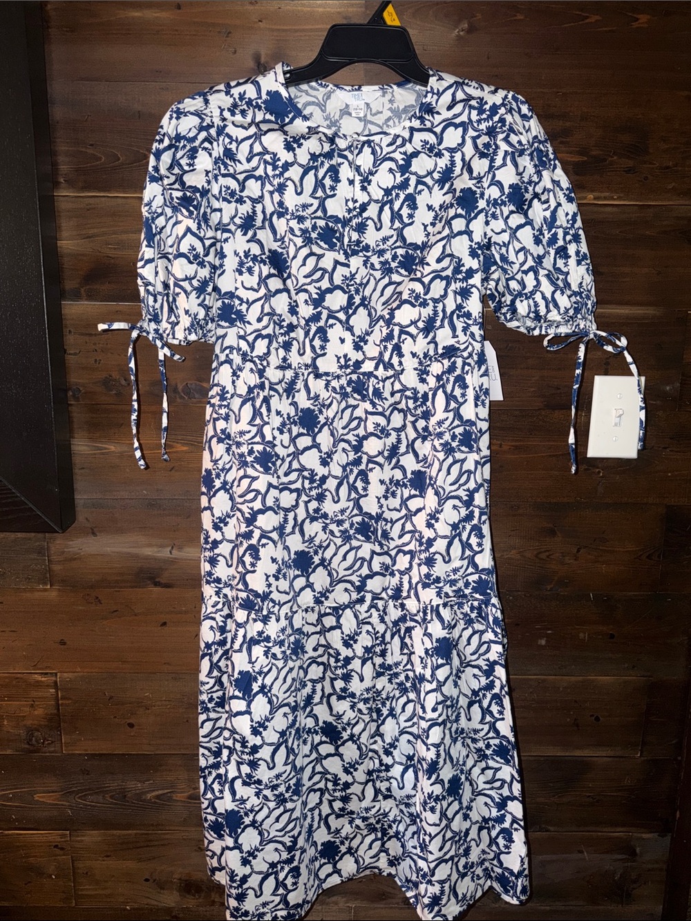 Time and Tru Blue and White Floral Midi Dress